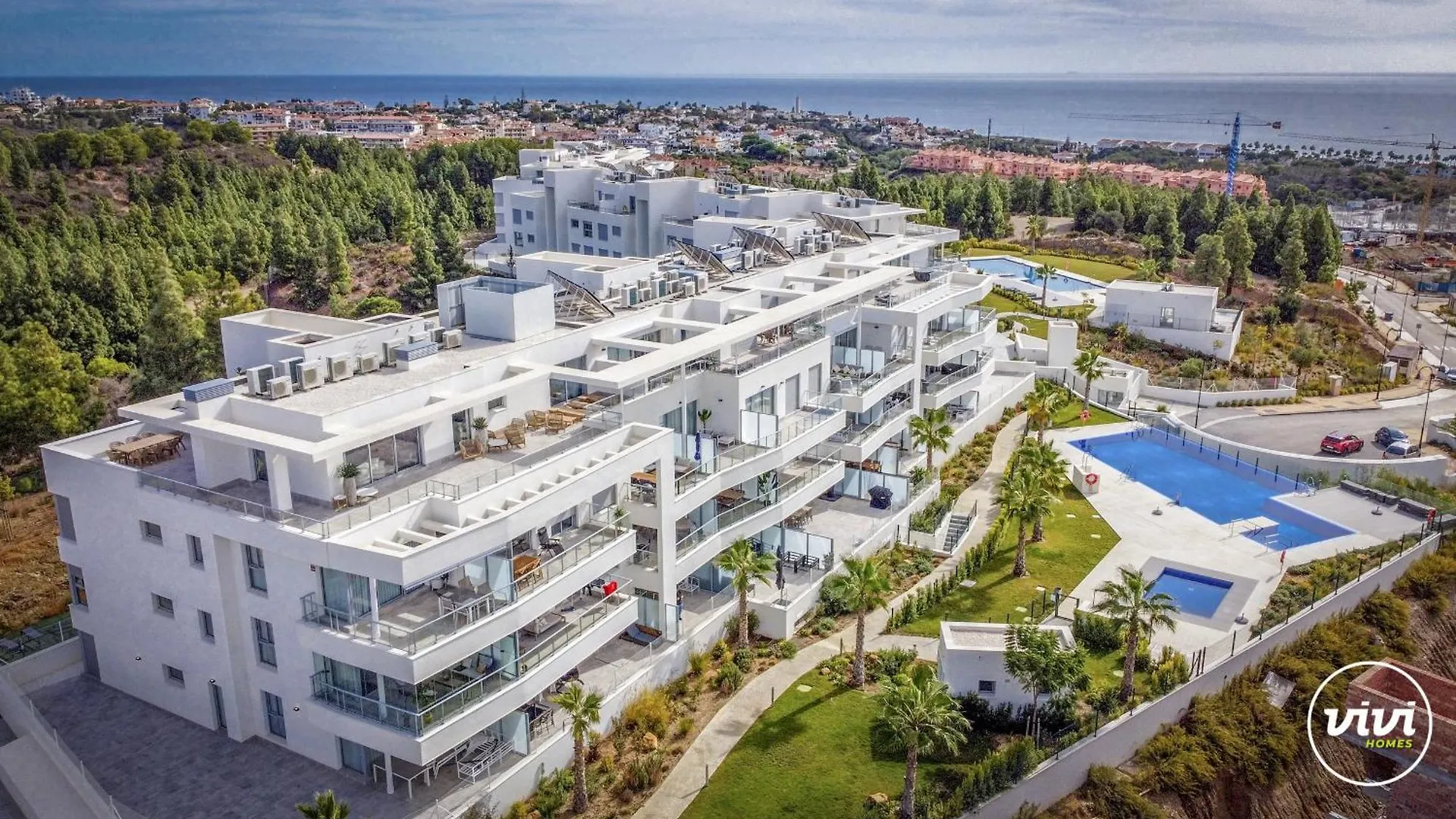 Vivi Homes - Luxor Gym, Pool, Terrace & Beach Mijas