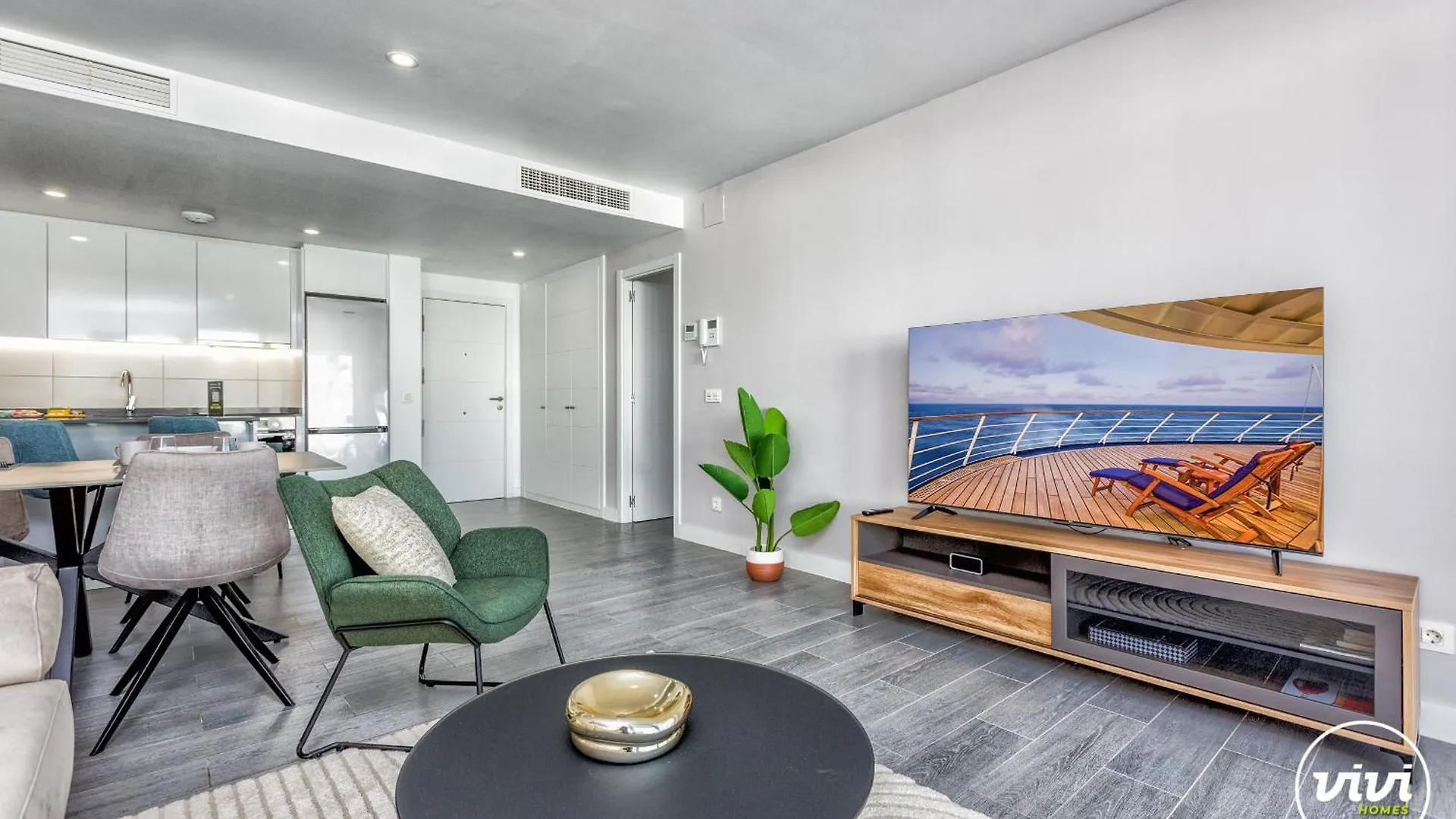 Vivi Homes - Luxor Gym, Pool, Terrace & Beach Mijas 0*,
