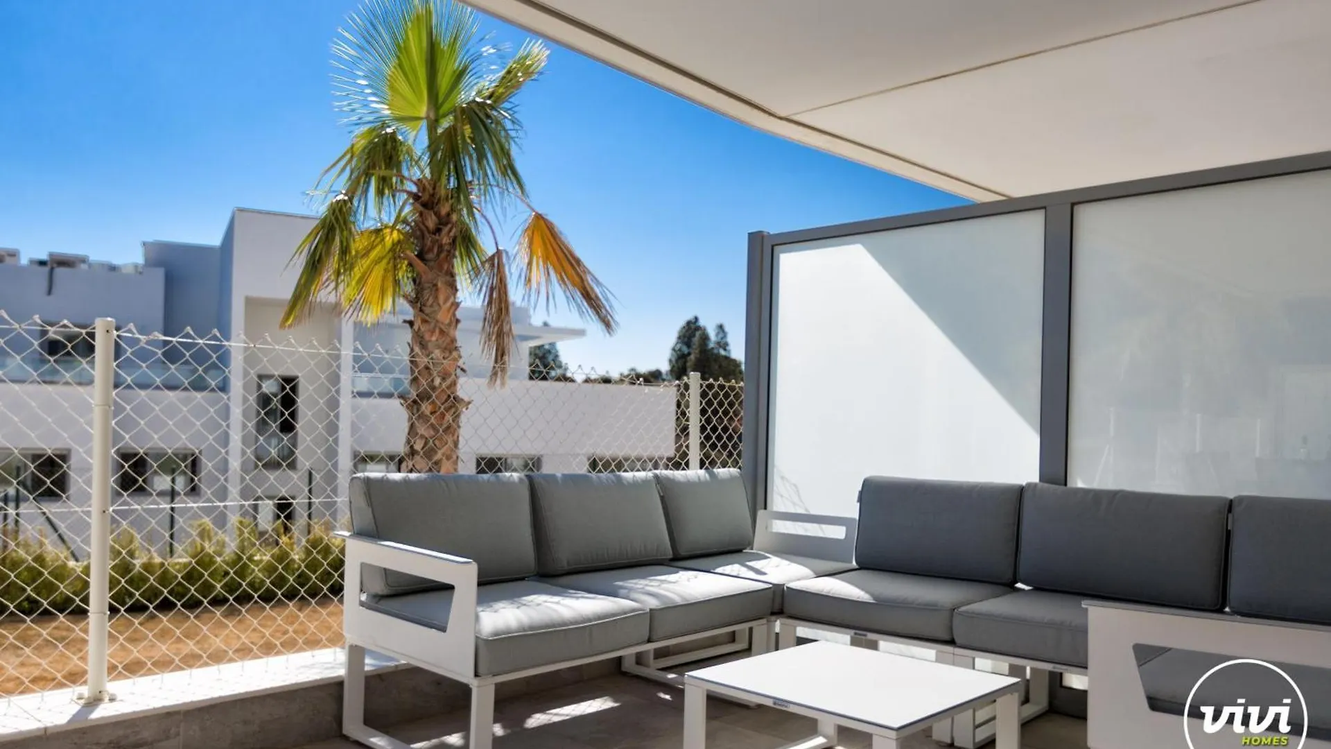 Vivi Homes - Luxor Gym, Pool, Terrace & Beach Mijas 0*,