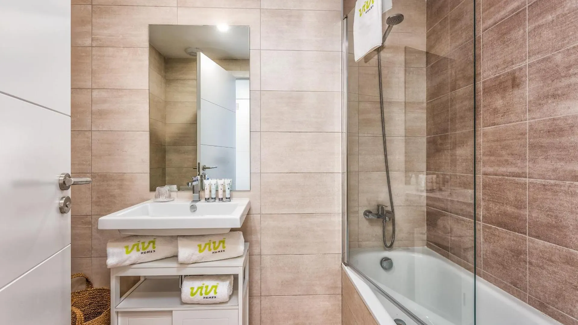 Vivi Homes - Luxor Gym, Pool, Terrace & Beach Mijas 0*,