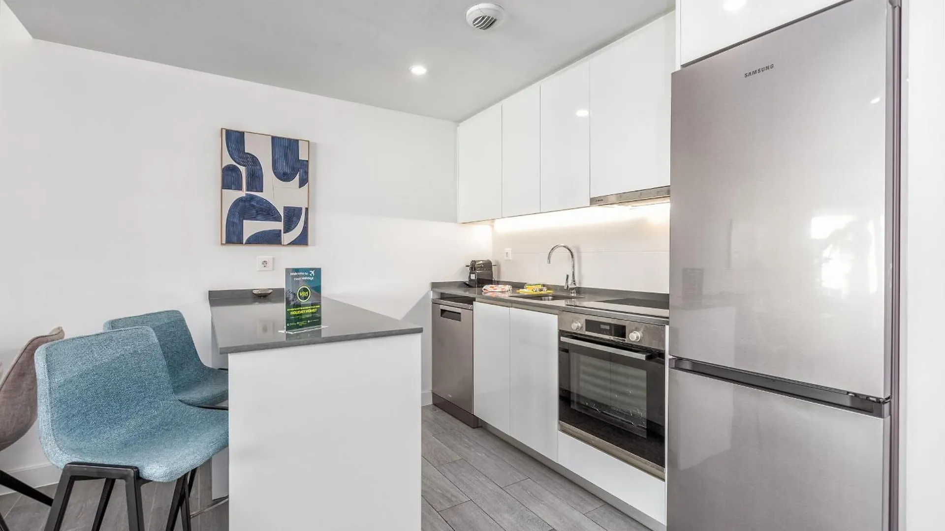 Vivi Homes - Luxor Gym, Pool, Terrace & Beach Mijas Apartment