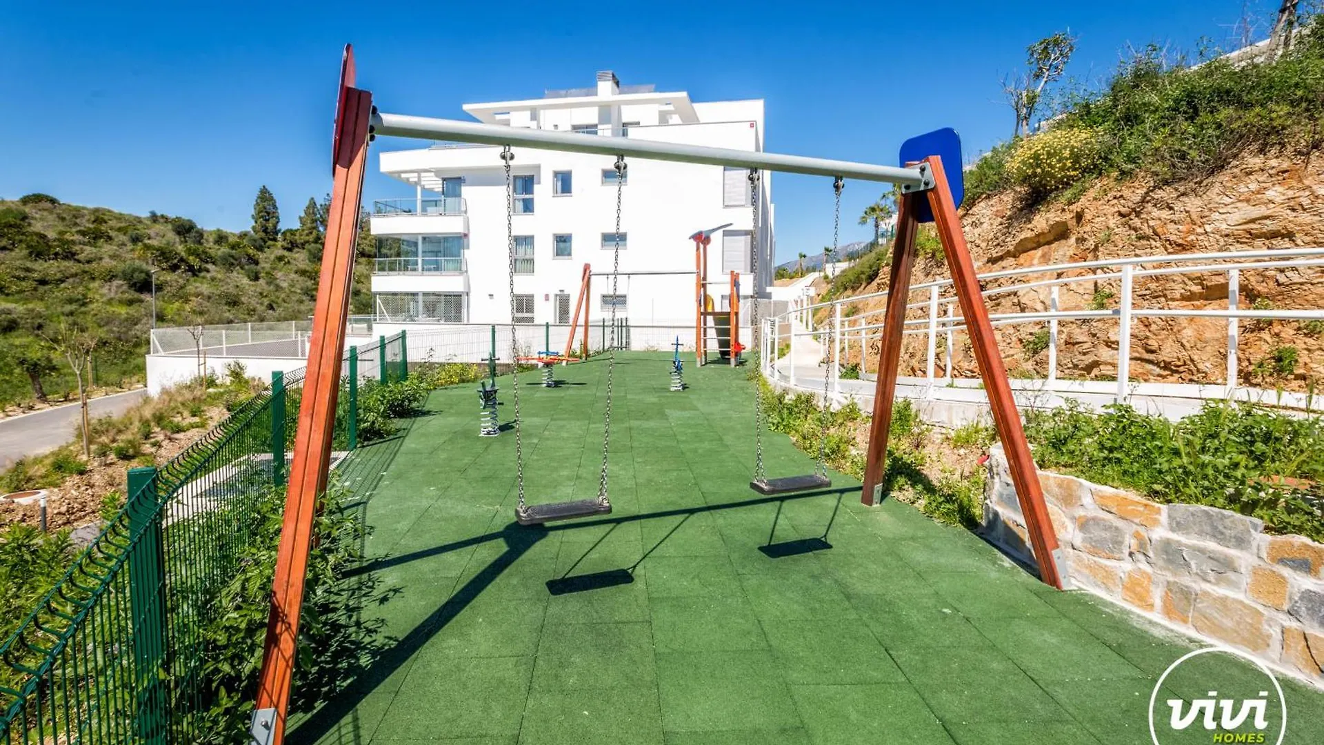 Apartment Vivi Homes - Luxor Gym, Pool, Terrace & Beach Mijas Spain