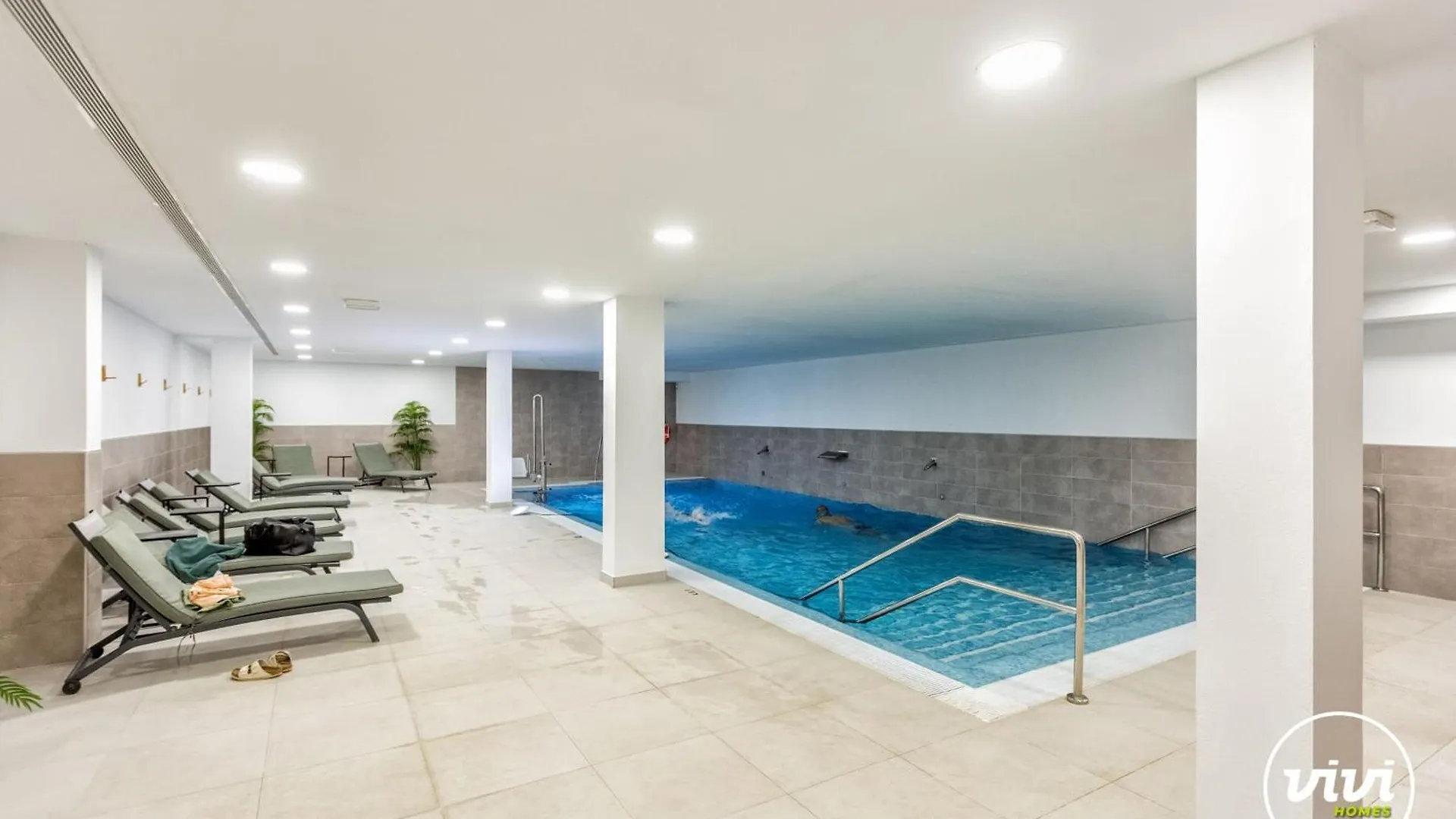 Vivi Homes - Luxor Gym, Pool, Terrace & Beach Mijas 0*,  Spain