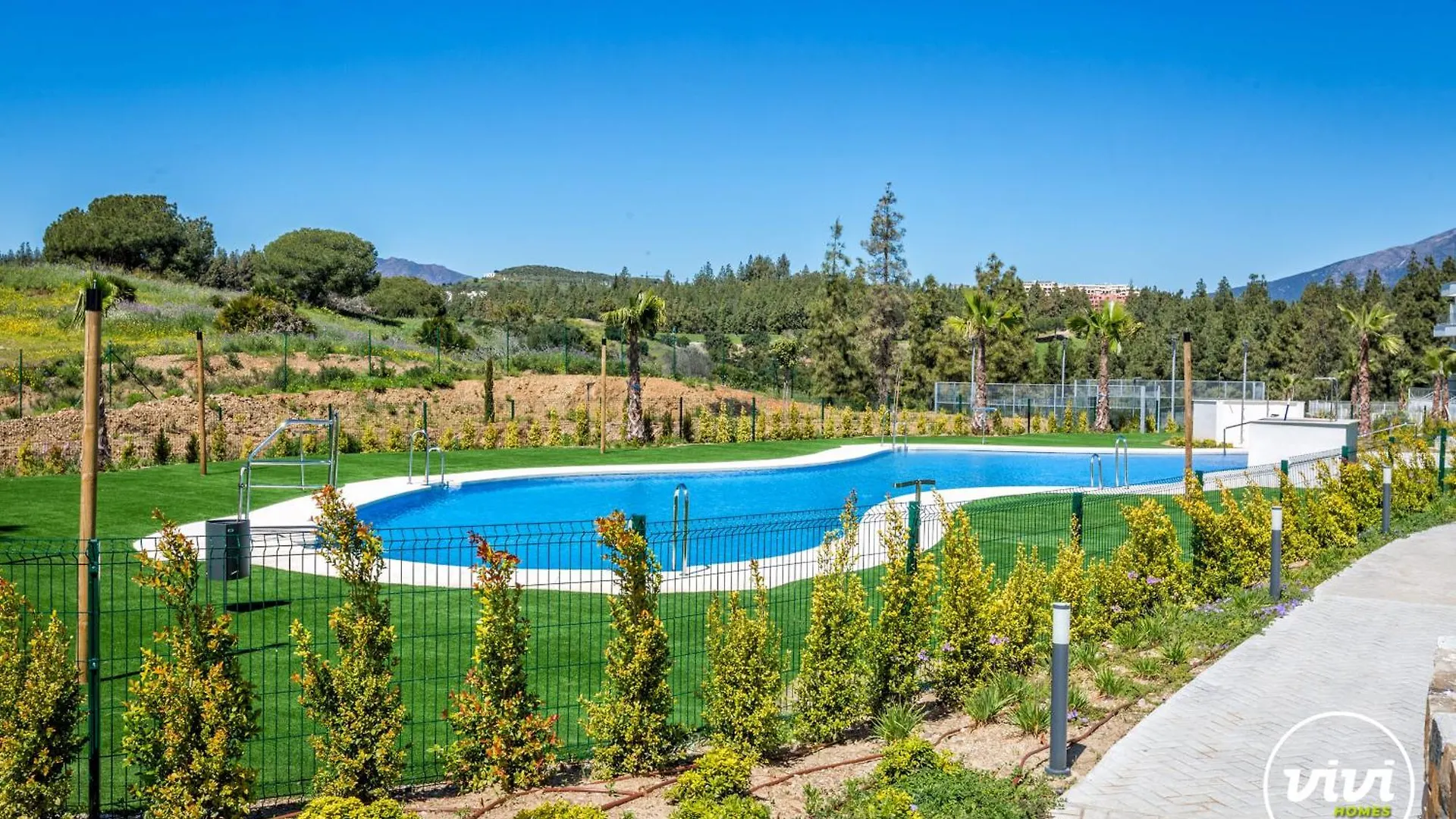 Vivi Homes - Luxor Gym, Pool, Terrace & Beach Mijas